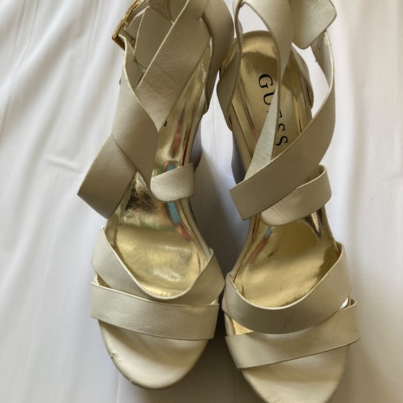 Guess wedges size 6 - Picture 2 of 4